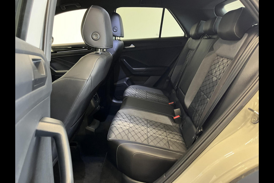 Volkswagen T-Roc 1.5 TSI 150pk DSG R-Line | Camera | Navigatie /Apple Carplay/Android Auto | Climate Control | Electrische kofferbak | Led | Dab | Adaptive Cruise Control