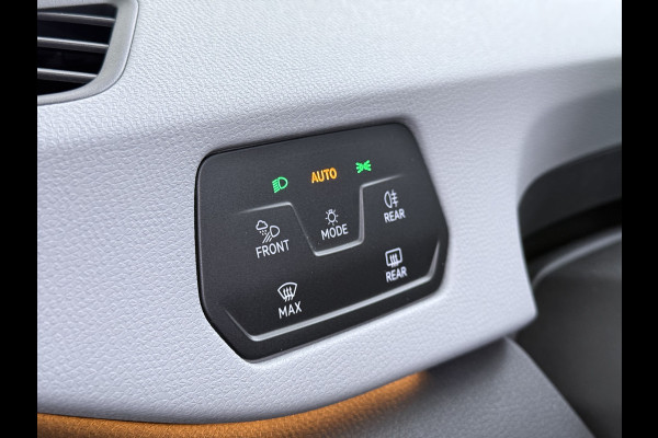 Volkswagen ID.3 First Plus 62kWh Trekhaak Camera Soh90% Navi-Pro Ecc Adap.Cruise Stuur+Stoelverwarming Apple Carplay Android Auto Pdc Bluetooth Keyless Advanced Matrix Led Rijstrooksensor IQ Drive 1e Eigenaar Origineel Nederlandse Auto