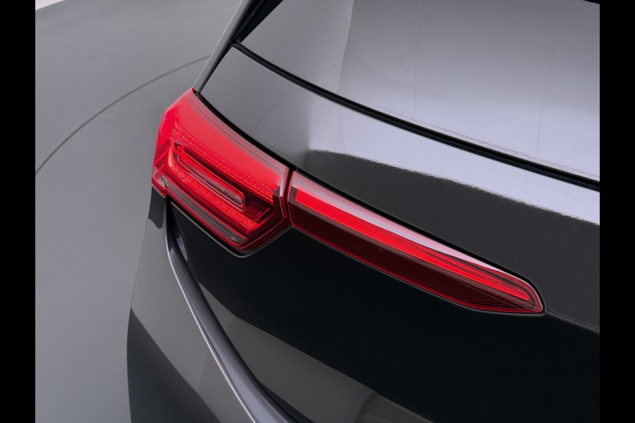 Volkswagen ID.3 First Plus 62kWh Trekhaak Camera Soh90% Navi-Pro Ecc Adap.Cruise Stuur+Stoelverwarming Apple Carplay Android Auto Pdc Bluetooth Keyless Advanced Matrix Led Rijstrooksensor IQ Drive 1e Eigenaar Origineel Nederlandse Auto