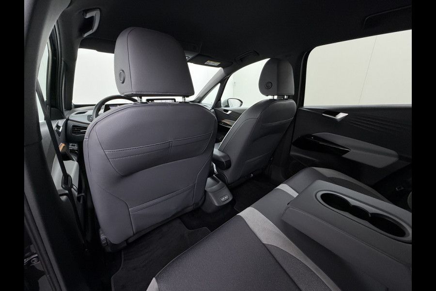 Volkswagen ID.3 First Plus 62kWh Trekhaak Camera Soh90% Navi-Pro Ecc Adap.Cruise Stuur+Stoelverwarming Apple Carplay Android Auto Pdc Bluetooth Keyless Advanced Matrix Led Rijstrooksensor IQ Drive 1e Eigenaar Origineel Nederlandse Auto