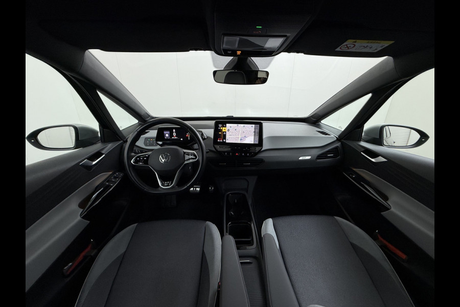 Volkswagen ID.3 First Plus 62kWh Trekhaak Camera Soh90% Navi-Pro Ecc Adap.Cruise Stuur+Stoelverwarming Apple Carplay Android Auto Pdc Bluetooth Keyless Advanced Matrix Led Rijstrooksensor IQ Drive 1e Eigenaar Origineel Nederlandse Auto