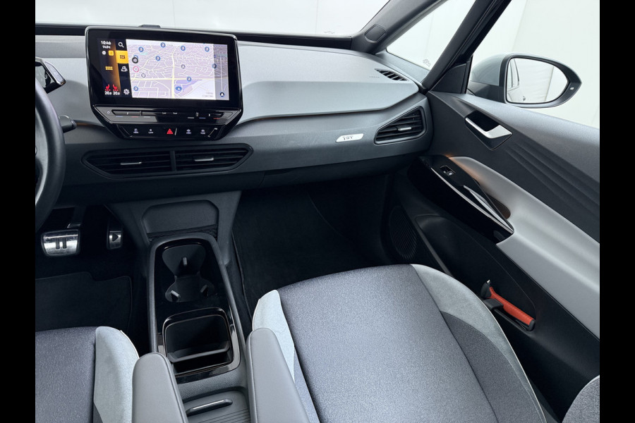 Volkswagen ID.3 First Plus 62kWh Trekhaak Camera Soh90% Navi-Pro Ecc Adap.Cruise Stuur+Stoelverwarming Apple Carplay Android Auto Pdc Bluetooth Keyless Advanced Matrix Led Rijstrooksensor IQ Drive 1e Eigenaar Origineel Nederlandse Auto