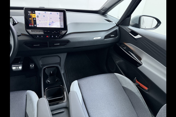 Volkswagen ID.3 First Plus 62kWh Trekhaak Camera Soh90% Navi-Pro Ecc Adap.Cruise Stuur+Stoelverwarming Apple Carplay Android Auto Pdc Bluetooth Keyless Advanced Matrix Led Rijstrooksensor IQ Drive 1e Eigenaar Origineel Nederlandse Auto