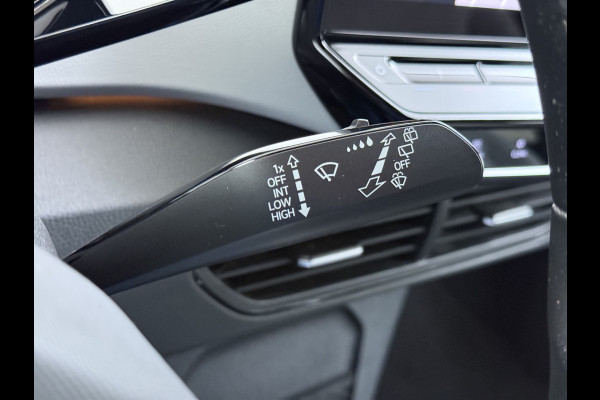Volkswagen ID.3 First Plus 62kWh Trekhaak Camera Soh90% Navi-Pro Ecc Adap.Cruise Stuur+Stoelverwarming Apple Carplay Android Auto Pdc Bluetooth Keyless Advanced Matrix Led Rijstrooksensor IQ Drive 1e Eigenaar Origineel Nederlandse Auto
