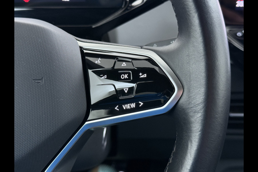 Volkswagen ID.3 First Plus 62kWh Trekhaak Camera Soh90% Navi-Pro Ecc Adap.Cruise Stuur+Stoelverwarming Apple Carplay Android Auto Pdc Bluetooth Keyless Advanced Matrix Led Rijstrooksensor IQ Drive 1e Eigenaar Origineel Nederlandse Auto