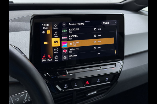 Volkswagen ID.3 First Plus 62kWh Trekhaak Camera Soh90% Navi-Pro Ecc Adap.Cruise Stuur+Stoelverwarming Apple Carplay Android Auto Pdc Bluetooth Keyless Advanced Matrix Led Rijstrooksensor IQ Drive 1e Eigenaar Origineel Nederlandse Auto