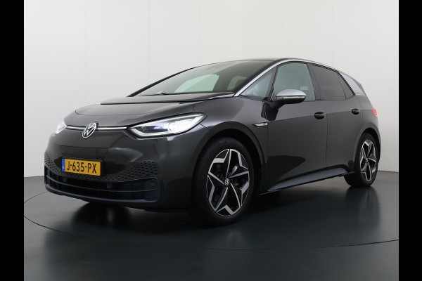 Volkswagen ID.3 First Plus 62kWh Trekhaak Camera Soh90% Navi-Pro Ecc Adap.Cruise Stuur+Stoelverwarming Apple Carplay Android Auto Pdc Bluetooth Keyless Advanced Matrix Led Rijstrooksensor IQ Drive 1e Eigenaar Origineel Nederlandse Auto