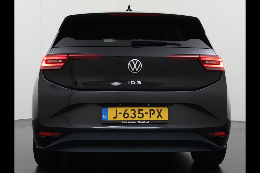 Volkswagen ID.3 First Plus 62kWh Trekhaak Camera Soh90% Navi-Pro Ecc Adap.Cruise Stuur+Stoelverwarming Apple Carplay Android Auto Pdc Bluetooth Keyless Advanced Matrix Led Rijstrooksensor IQ Drive 1e Eigenaar Origineel Nederlandse Auto