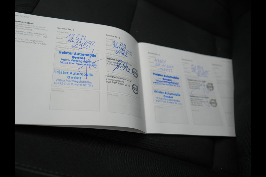 Volvo XC40 T4 Recharge Inscription PHEV 211pk Dealer O.H | Panodak | Camera | Keyless | 18"L.M | Apple Carplay | Stoel & Stuur verwarming | El. Achterklep | Plug In Hybrid |