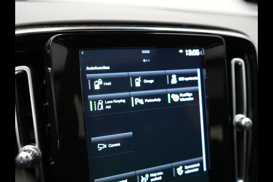 Volvo XC40 T4 Recharge Inscription PHEV 211pk Dealer O.H | Panodak | Camera | Keyless | 18"L.M | Apple Carplay | Stoel & Stuur verwarming | El. Achterklep | Plug In Hybrid |