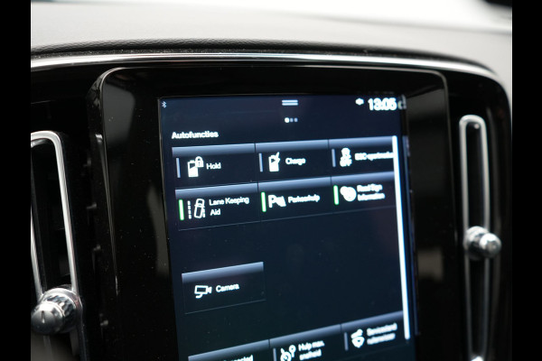 Volvo XC40 T4 Recharge Inscription PHEV 211pk Dealer O.H | Panodak | Camera | Keyless | 18"L.M | Apple Carplay | Stoel & Stuur verwarming | El. Achterklep | Plug In Hybrid |