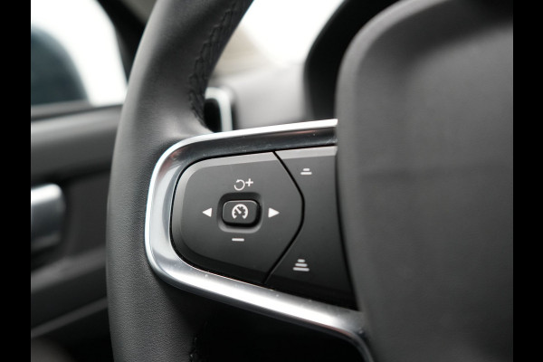 Volvo XC40 T4 Recharge Inscription PHEV 211pk Dealer O.H | Panodak | Camera | Keyless | 18"L.M | Apple Carplay | Stoel & Stuur verwarming | El. Achterklep | Plug In Hybrid |