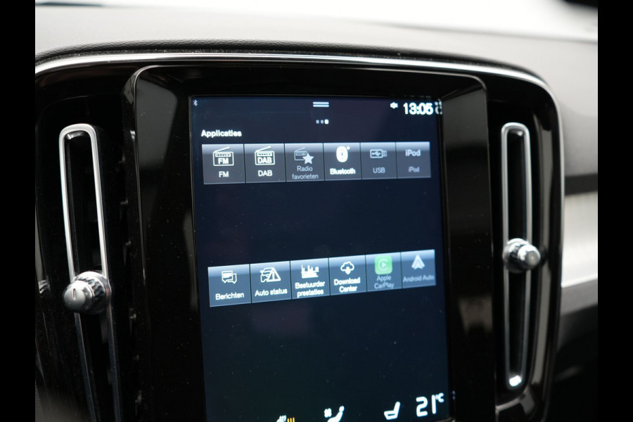 Volvo XC40 T4 Recharge Inscription PHEV 211pk Dealer O.H | Panodak | Camera | Keyless | 18"L.M | Apple Carplay | Stoel & Stuur verwarming | El. Achterklep | Plug In Hybrid |