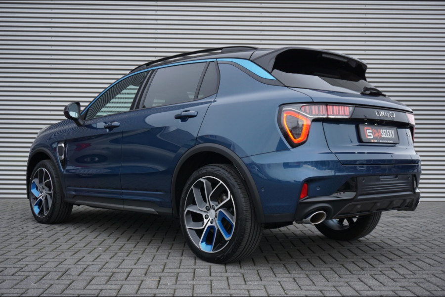 Lynk & Co 01 262PK PHEV | SCHUIFDAK | CARPLAY | 360CAMERA | ADAPTIVE!