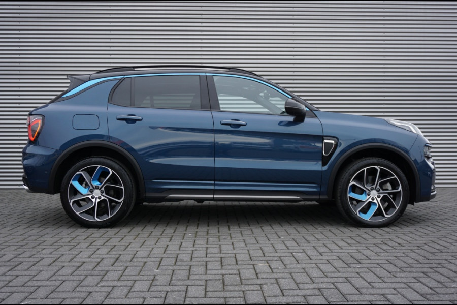 Lynk & Co 01 262PK PHEV | SCHUIFDAK | CARPLAY | 360CAMERA | ADAPTIVE!