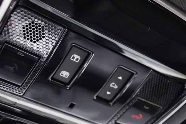 Land Rover Range Rover P460e SE PHEV