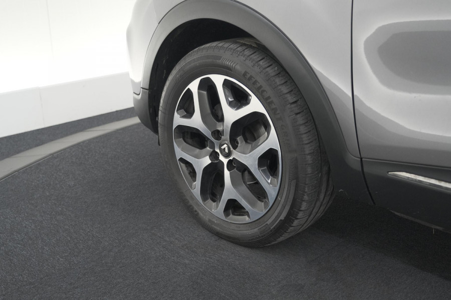 Renault Captur TCe 90 Limited | Trekhaak | Navigatie | Pack Comfort | Parkeersensoren