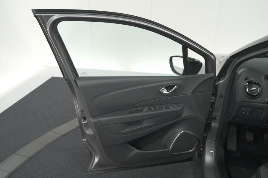 Renault Captur TCe 90 Limited | Trekhaak | Navigatie | Pack Comfort | Parkeersensoren