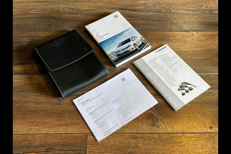 Volkswagen e-Golf E-DITION PDC AdaptiveCruise AllSeason