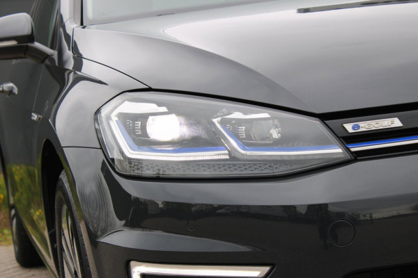 Volkswagen e-Golf E-DITION PDC AdaptiveCruise AllSeason