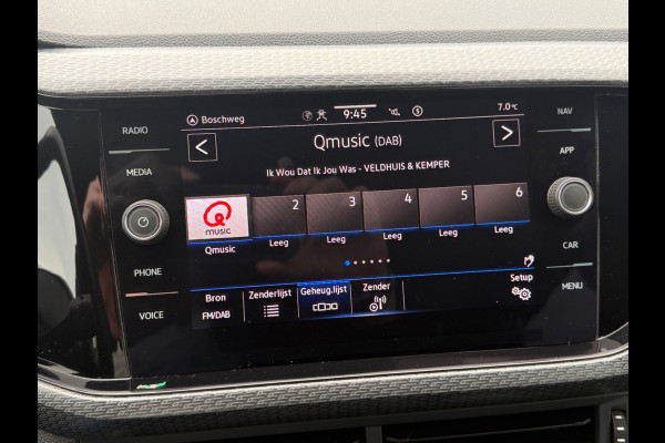 Volkswagen T-Cross 1.0 TSI AUTOMAAT 110 pk 2 X R-Line, trekhaak, dealer onderhouden, 1 e eigenaar, NL auto met nap