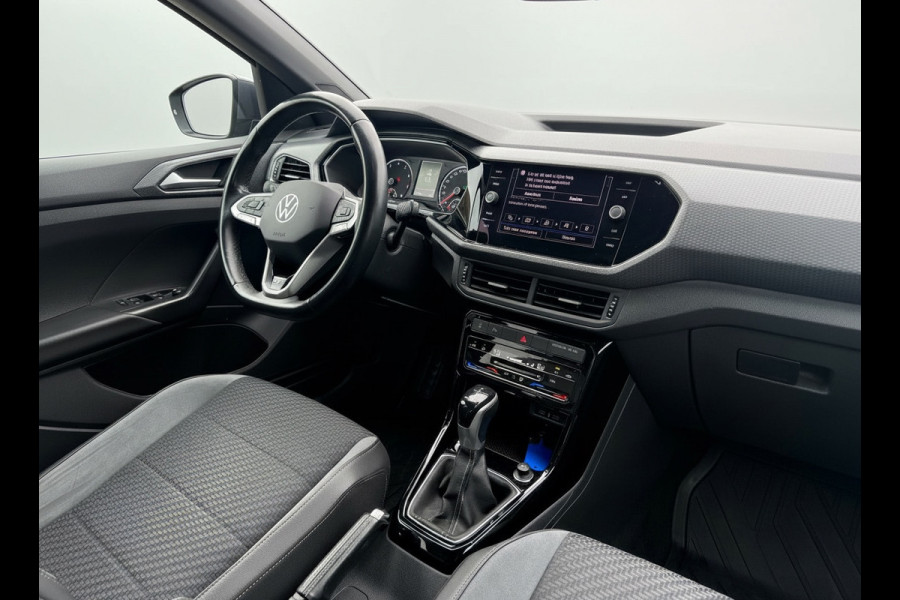 Volkswagen T-Cross 1.0 TSI AUTOMAAT 110 pk 2 X R-Line, trekhaak, dealer onderhouden, 1 e eigenaar, NL auto met nap