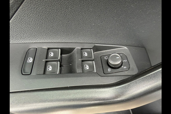 Volkswagen T-Cross 1.0 TSI AUTOMAAT 110 pk 2 X R-Line, trekhaak, dealer onderhouden, 1 e eigenaar, NL auto met nap