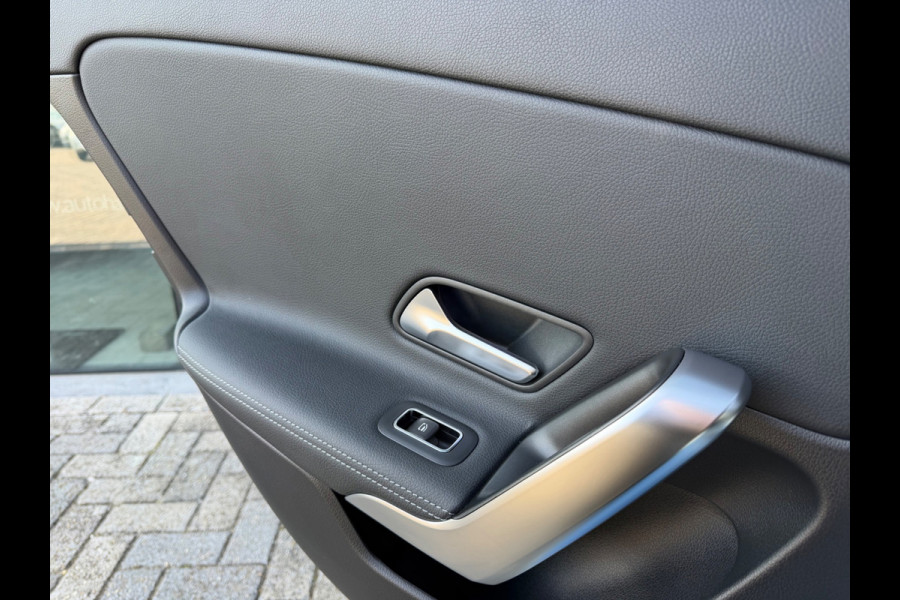 Mercedes-Benz A-Klasse 250 e Star Edition, 1e eigenaar, NAP, Pano, Leder, KeyLess