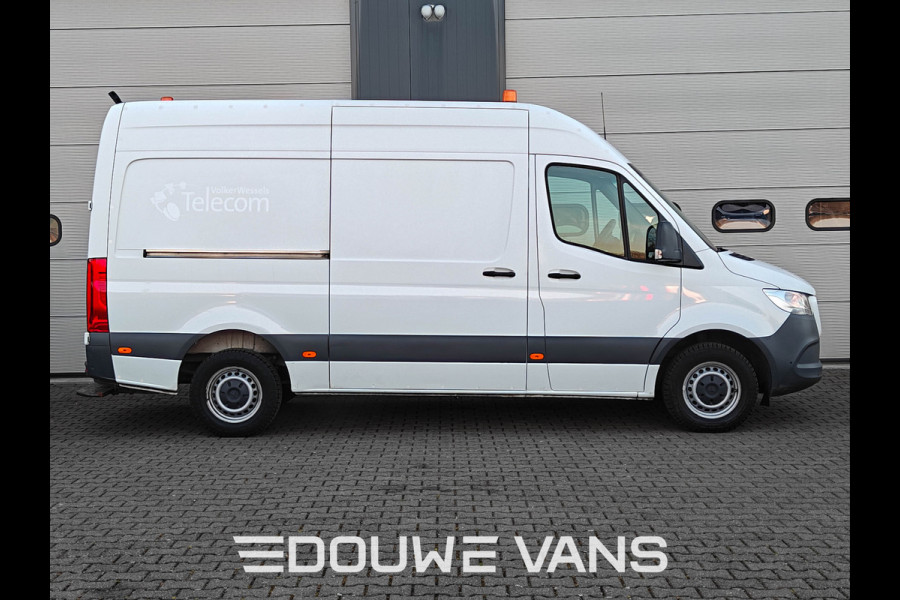 Mercedes-Benz Sprinter L2 H2 Automaat 317 3500 Trekhaak MBUX NAP BOTT Inrichting Standkachel Omvormer (Nieuwe motor 70km)