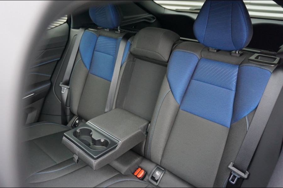 Lynk & Co 01 262PK PHEV | SCHUIFDAK | CARPLAY | 360CAMERA | ADAPTIVE!