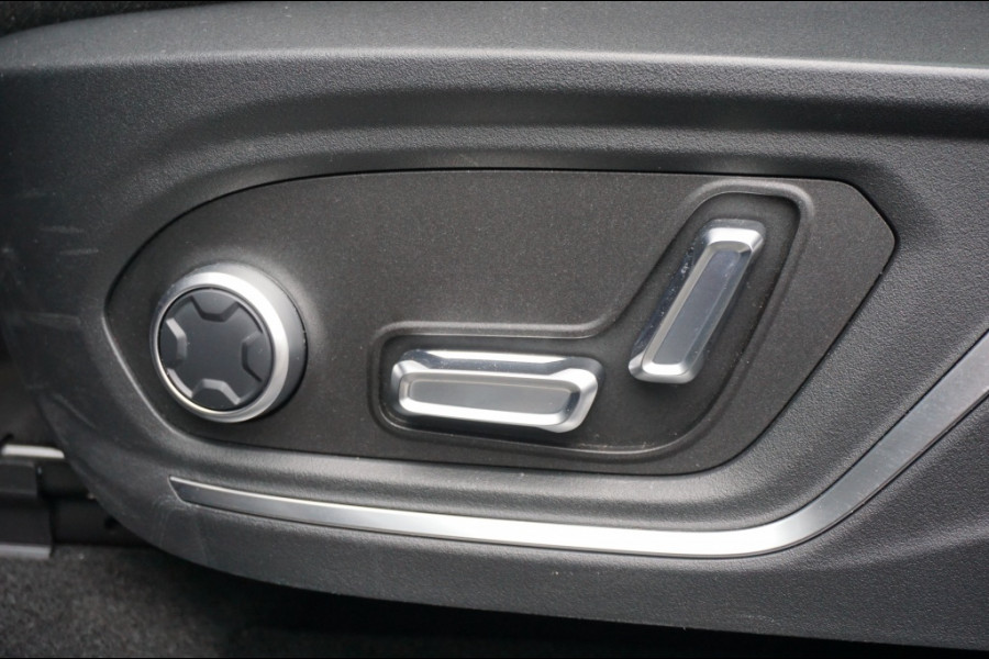 Lynk & Co 01 262PK PHEV | SCHUIFDAK | CARPLAY | 360CAMERA | ADAPTIVE!