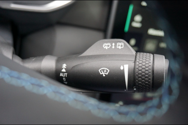 Lynk & Co 01 262PK PHEV | SCHUIFDAK | CARPLAY | 360CAMERA | ADAPTIVE!