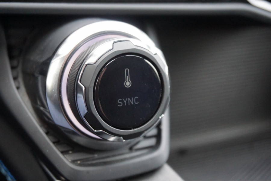 Lynk & Co 01 262PK PHEV | SCHUIFDAK | CARPLAY | 360CAMERA | ADAPTIVE!