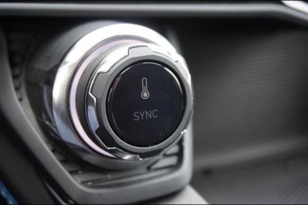 Lynk & Co 01 262PK PHEV | SCHUIFDAK | CARPLAY | 360CAMERA | ADAPTIVE!