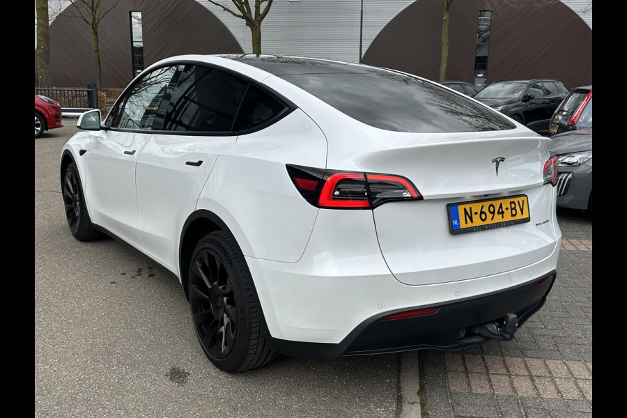 Tesla Model Y Long Range AWD 75 kWh BTW| SOH 89% | VAN €33.900,- NU VOOR SLECHTS €31.877,- Uw LENTEVOORDEEL €2.023,- |ORGINELE AFN. TREKHAAK TESLA| 20 INCH!|