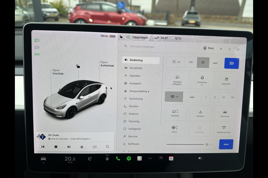 Tesla Model Y Long Range AWD 75 kWh BTW| SOH 89% | VAN €33.900,- NU VOOR SLECHTS €31.877,- Uw LENTEVOORDEEL €2.023,- |ORGINELE AFN. TREKHAAK TESLA| 20 INCH!|