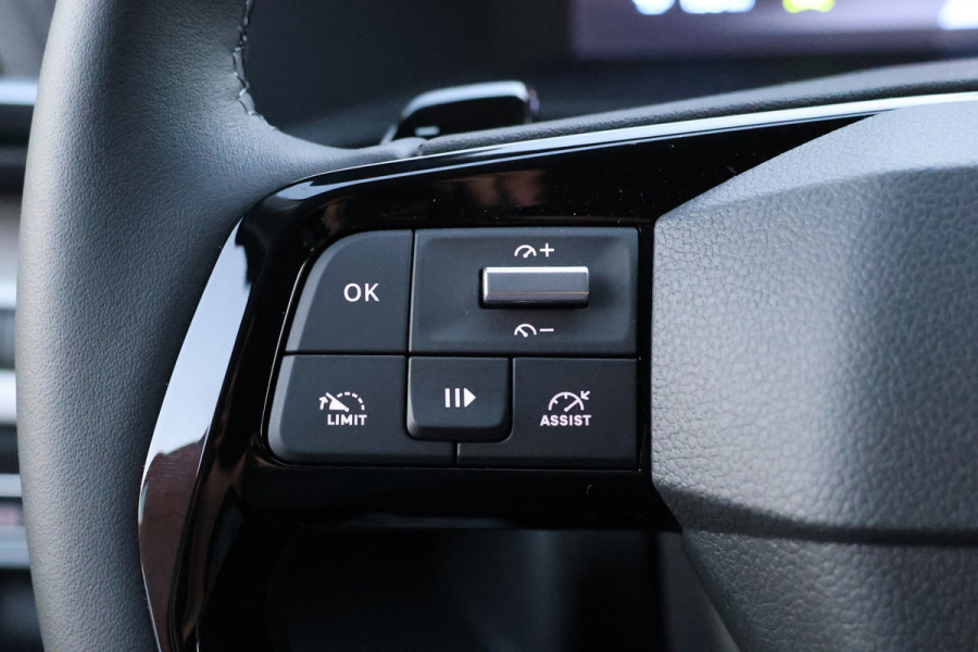 Peugeot Expert 2.0 BlueHDi L3 DC | Navigatie | CarPlay | Camera | L+R Schuifdeur | LED Koplampen | Afneembare trekhaak | Dodehoek detector | Cruise control | DAB | BPM Vrij | Fabrieksgarantie