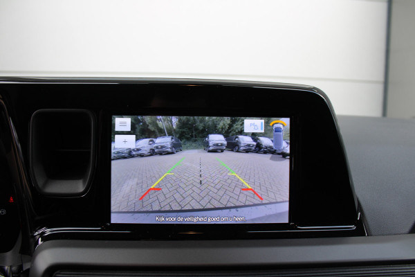 Ford Transit Courier 1.0 EcoBoost Trend 125pk - Winterpakket - Carplay - Trekhaak - Camera - Cruise - Rijklaar