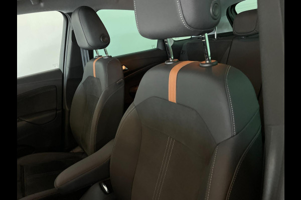 Opel Crossland 1.2 Turbo Elegance 130PK AUTOMAAT AIRCO NAVI CRUISE CAMERA ALCANTARA HEAD UP STOELVERW TREKHAAK NIEUWSTAAT