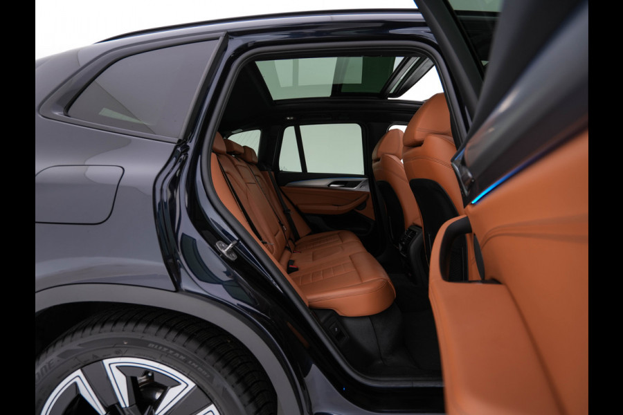 BMW iX3 High Executive 80 kWh [ 3-Fase -11kW] {SOH-98%} (INCL-BTW) Aut. *PANO | LEATHER | HARMAN/KARDON | FULL-LED | BLINDSPOT | MEMORY-PACK | DIGI-COCKPIT | HEATED-SPORTSEATS | KEYLESS | TOPVIEW | DAB+ | NAVI-FULLMAP | HEAD-UP | ...