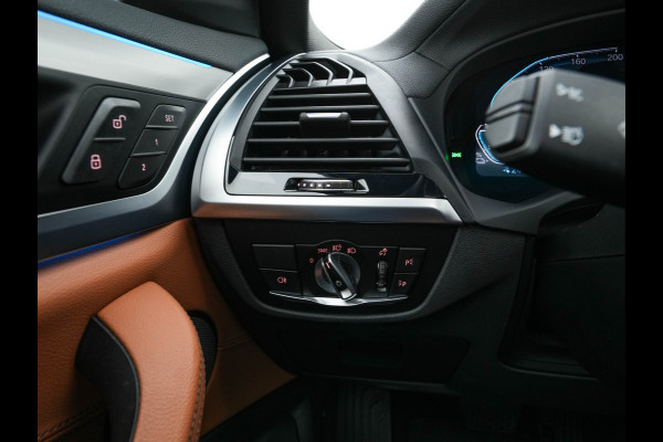 BMW iX3 High Executive 80 kWh [ 3-Fase -11kW] {SOH-98%} (INCL-BTW) Aut. *PANO | LEATHER | HARMAN/KARDON | FULL-LED | BLINDSPOT | MEMORY-PACK | DIGI-COCKPIT | HEATED-SPORTSEATS | KEYLESS | TOPVIEW | DAB+ | NAVI-FULLMAP | HEAD-UP | ...