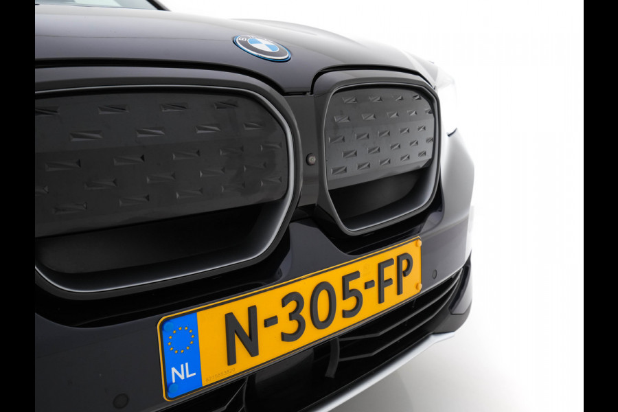 BMW iX3 High Executive 80 kWh [ 3-Fase -11kW] {SOH-98%} (INCL-BTW) Aut. *PANO | LEATHER | HARMAN/KARDON | FULL-LED | BLINDSPOT | MEMORY-PACK | DIGI-COCKPIT | HEATED-SPORTSEATS | KEYLESS | TOPVIEW | DAB+ | NAVI-FULLMAP | HEAD-UP | ...