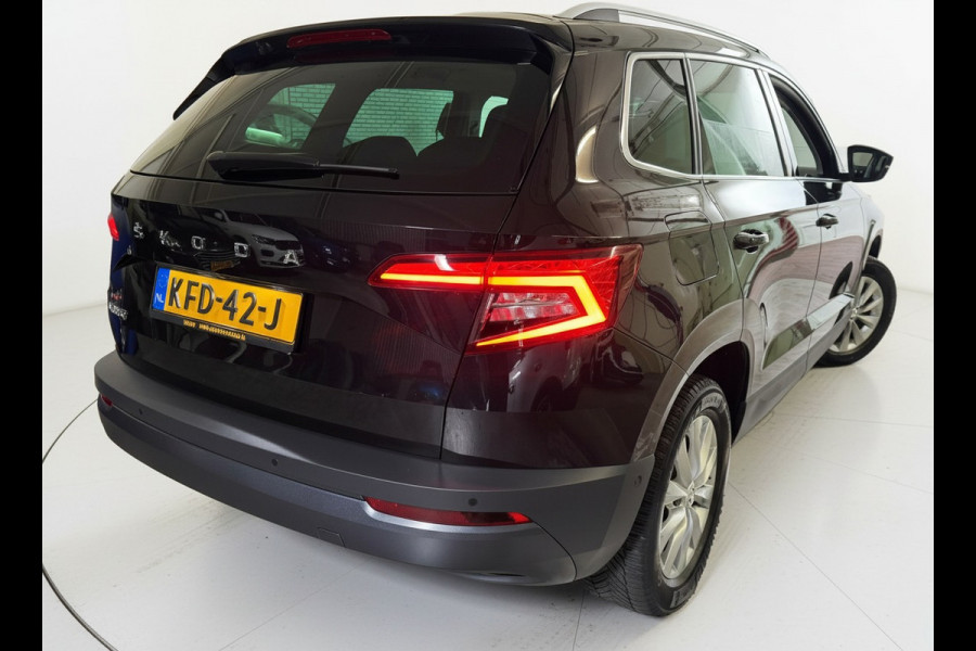 Škoda Karoq 1.5 TSI ACT 150PK DSG CLEVER CAMERA/NAVI/PANORAMADAK!