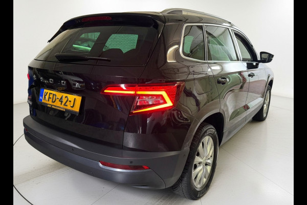 Škoda Karoq 1.5 TSI ACT 150PK DSG CLEVER CAMERA/NAVI/PANORAMADAK!