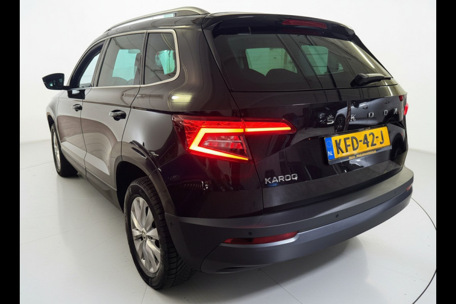 Škoda Karoq 1.5 TSI ACT 150PK DSG CLEVER CAMERA/NAVI/PANORAMADAK!