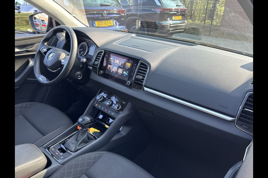 Škoda Karoq 1.5 TSI ACT 150PK DSG CLEVER CAMERA/NAVI/PANORAMADAK!