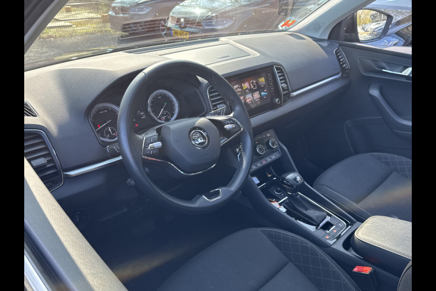 Škoda Karoq 1.5 TSI ACT 150PK DSG CLEVER CAMERA/NAVI/PANORAMADAK!