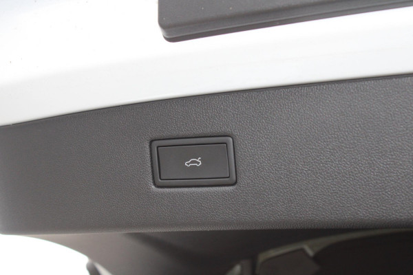 Ford Capri Premium Extended Range RWD 77 kWh | Panoramadak | 360 graden camera | Head up Display