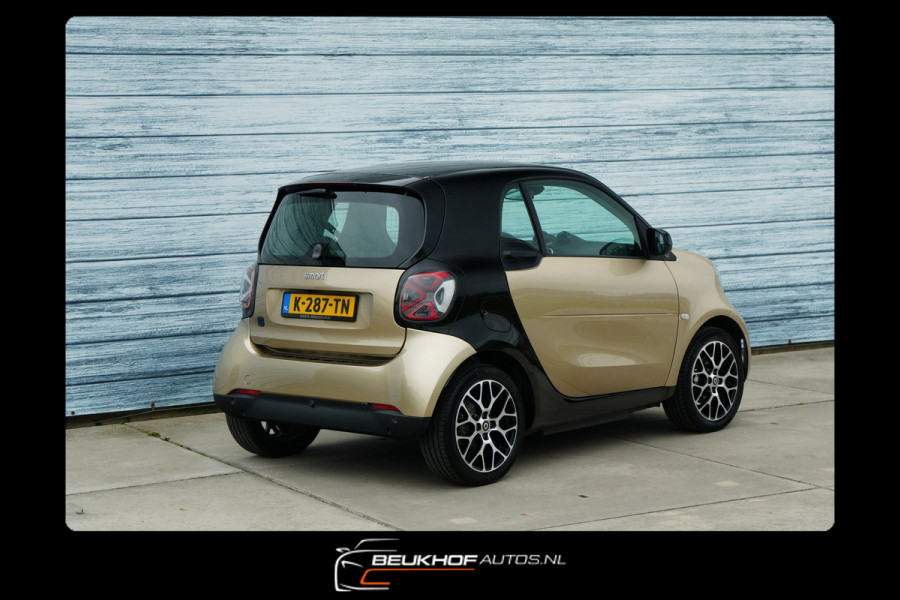 Smart Fortwo EQ Comfort PLUS 18 kWh Sport Leer Camera Pano