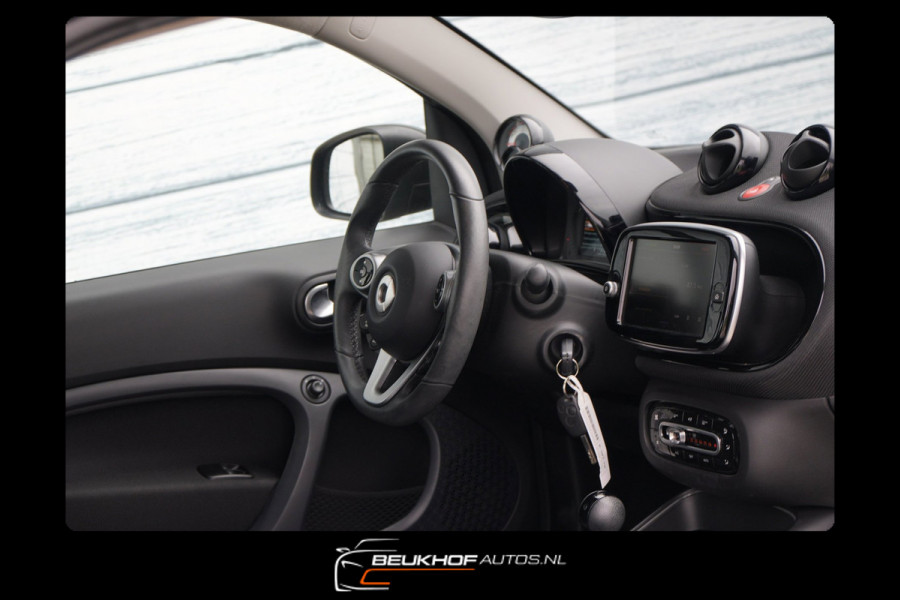 Smart Fortwo EQ Comfort PLUS 18 kWh Sport Leer Camera Pano